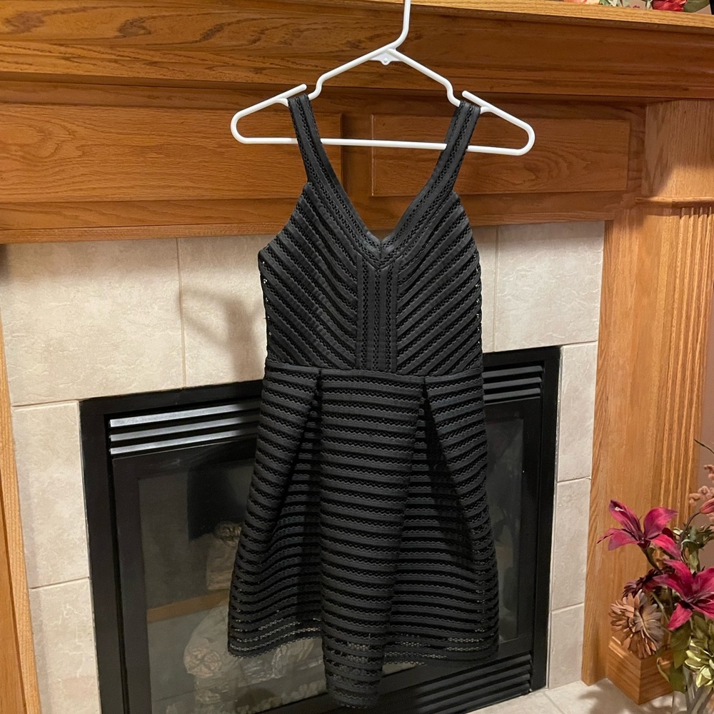 Express size, black dress